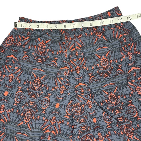 Patagonia 2 pocket, mesh lined, swim suit-Boys XL - Picture 3 of 5